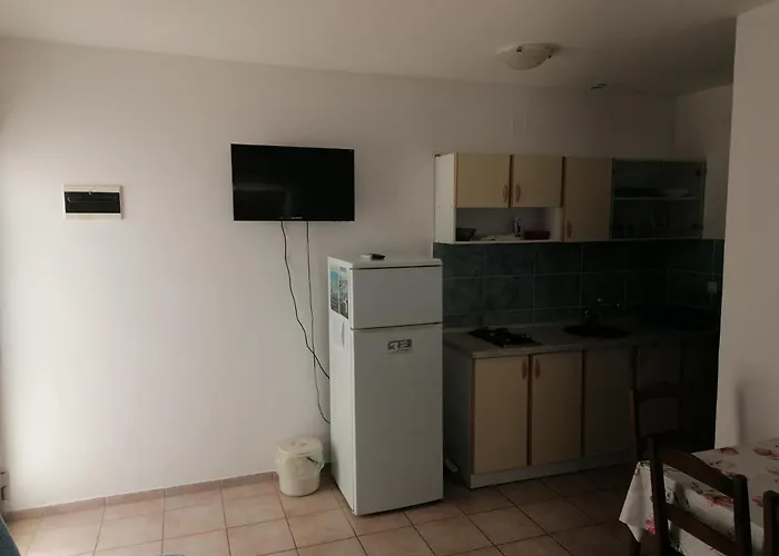 Apartment Mali Mate *