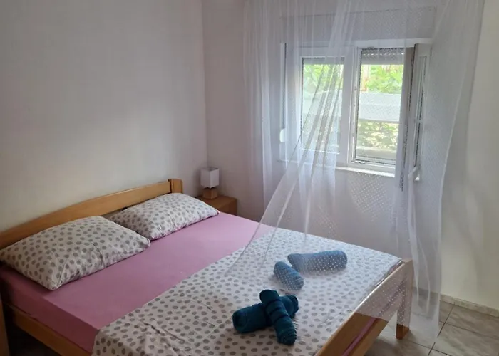 Mali Mate * Tribunj (Sibenik-Knin)