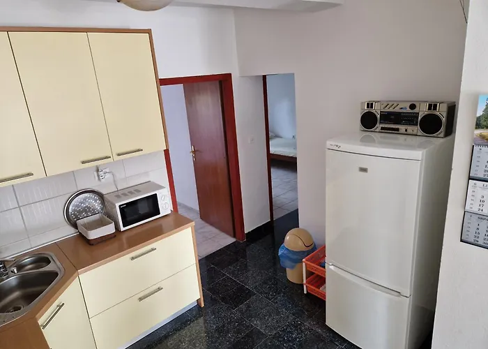 Apartment Mali Mate Tribunj (Sibenik-Knin)