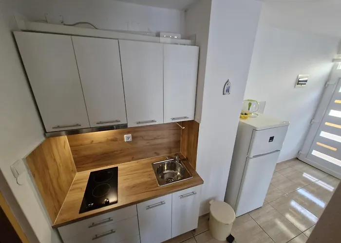 Mali Mate * Tribunj (Sibenik-Knin)