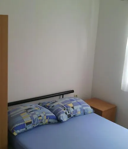 Apartment Mali Mate *