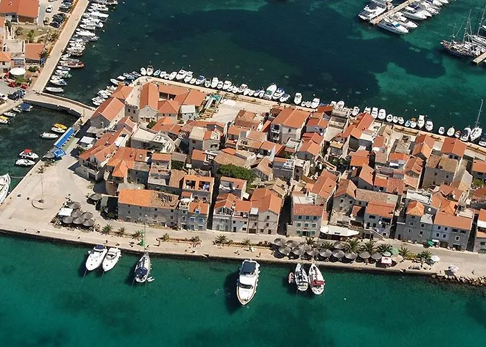 Mali Mate דירה *